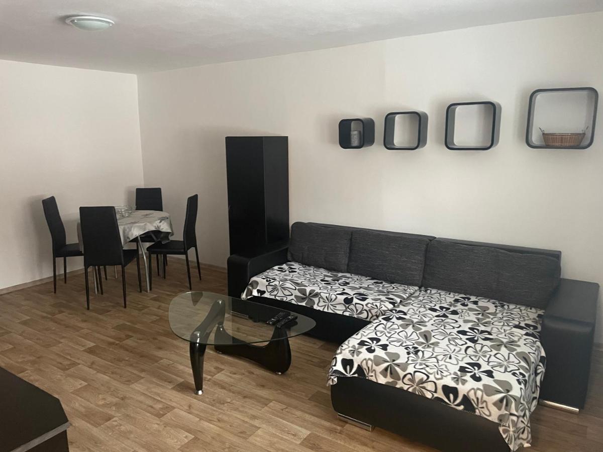V Ulicce Apartment Velke Losiny Ngoại thất bức ảnh